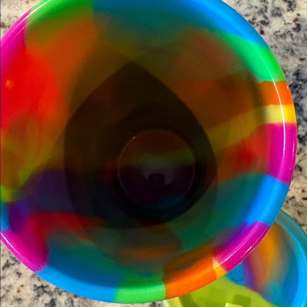 Colorful Silicone Silipint Tumbler 22oz - Picture 2 of 4